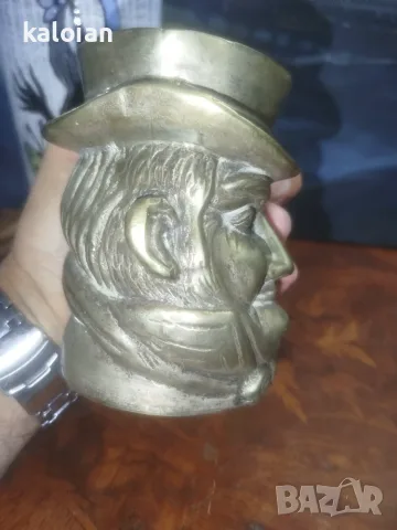 Винтидж фигурална халба от масивен месинг, известна в традицията като „Toby Jug“ или „Toby Mug“, снимка 7 - Антикварни и старинни предмети - 55645730