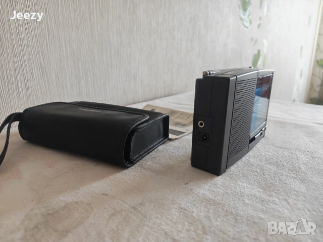  Преносим световен радиоприемник Grundig Yacht Boy 207, снимка 2 - Радиокасетофони, транзистори - 54615692