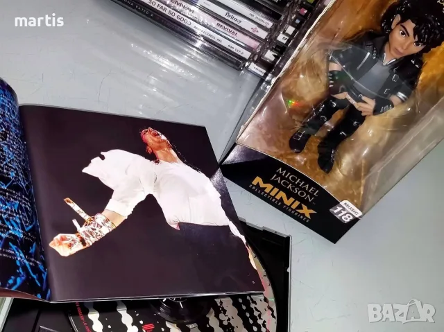 Колекция CD/Фигурка Michael Jackson/отлично състояние/50€, снимка 2 - CD дискове - 55527666