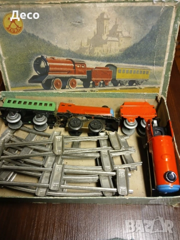 Стара тенекиена играчка влак IGRA.