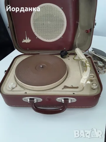 ретро грамофон Юбелейни