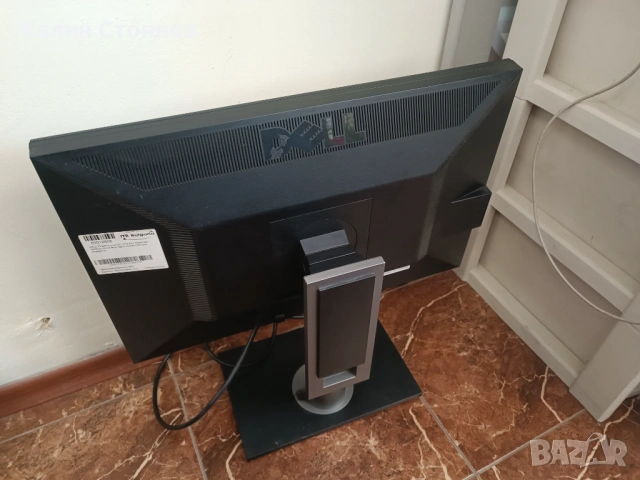 Монитор Dell 22", снимка 2 - Монитори - 54916814