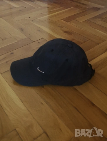 Оригинална дамска шапка Nike 
