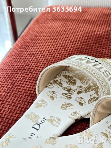 чехли Dior, снимка 6 - Чехли - 55115823