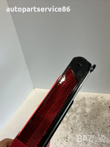 Сигнален триъгълник за Volkswagen Touareg (08-2010) 7L0860251 , снимка 2 - Части - 54157749