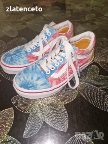Детски кецове VANS, снимка 2 - Детски гуменки - 55298593