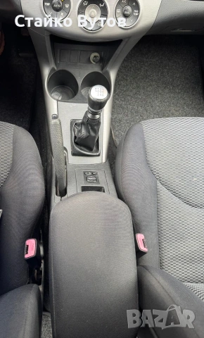 Продава се RAV 4 4×4 D4D 136кс , снимка 15 - Автомобили и джипове - 54841499