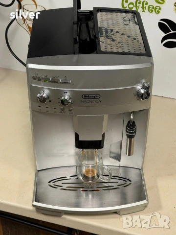 Кафемашина кафе автомат delonghi magnifica с гаранция, снимка 5 - Кафемашини - 54734401