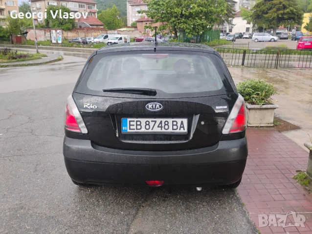 Киа Рио, снимка 2 - Автомобили и джипове - 54530200