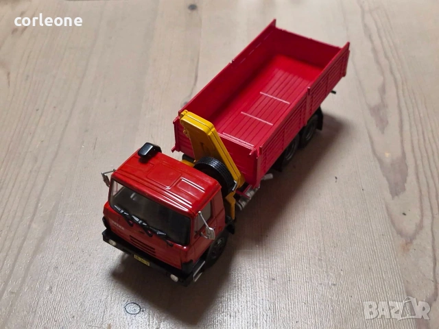 Tatra 815 V26 208 6x6 2HR 1984 - мащаб 1:43 на DeAgostini моделът е нов в блистер, снимка 7 - Колекции - 55016635