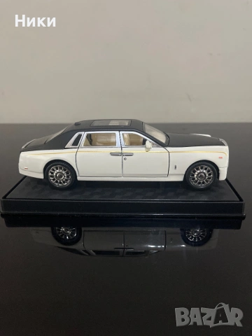 Метална количка Rolls-Royce Phantom 1:32, снимка 3 - Декорация за дома - 54892461