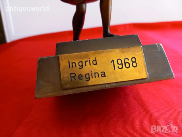 Кралица Ингрид 1968г. Бронзова Статуетка , Пластика , Фигура, снимка 5 - Антикварни и старинни предмети - 54954528