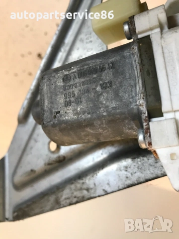 преден десен Регулатор на прозорец за Mercedes W906 Sprinter (2006-2012) A0068205542, снимка 2 - Части - 54024729