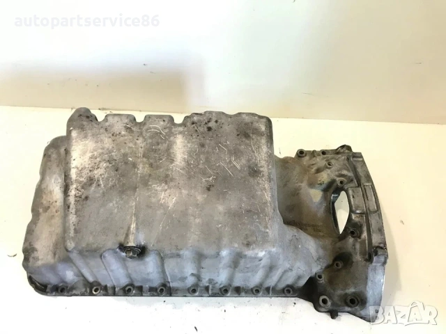 Картер за Mercedes W638 Vito 2.3 D (1998) A6010142202 , снимка 2 - Части - 53959992