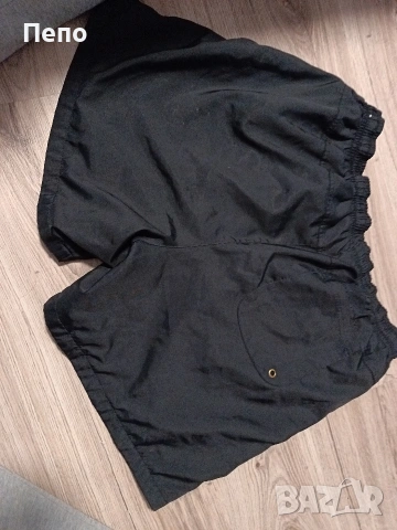 Гащи Nike, снимка 3 - Къси панталони - 54658182