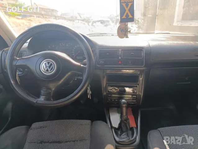 VW Golf 1.8Т Газ-Бензин, снимка 8 - Автомобили и джипове - 55302734