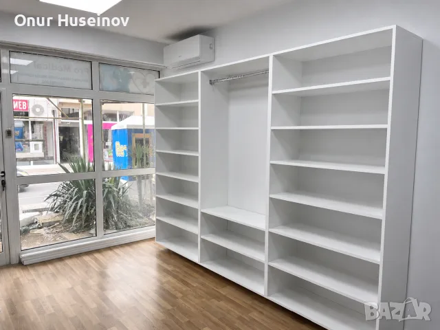 Продавам обзавеждане за магазин – мебели по поръчка