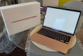 Продавам MacBook Air 13 m1 256gb 8gb gols, снимка 4