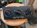 Панел климатик за Опел Астра G BRHR B5690 / 12389802, снимка 1