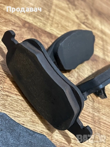 Предни спирачни накладки , снимка 3 - Части - 53981600