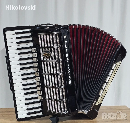Акордеон Weltmeister Cantus IV 