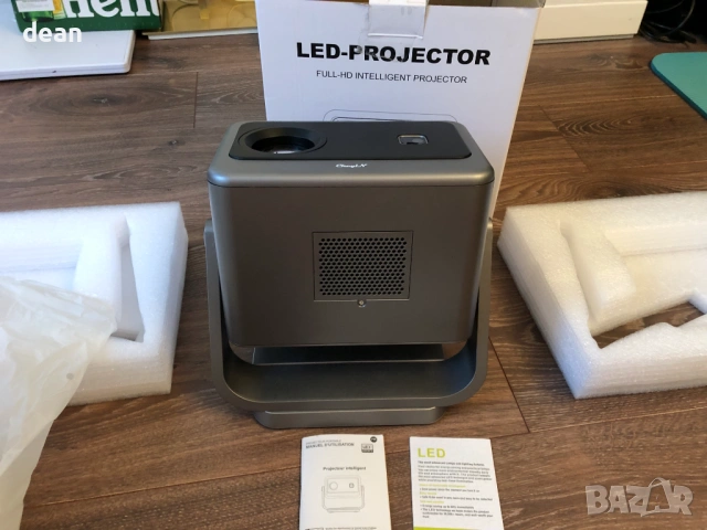 Wifi Smart проектор, снимка 5 - Плейъри, домашно кино, прожектори - 54139478