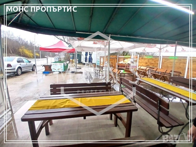 Действащ бизнес - крайпътно заведение на главен път София - Варна Е772, м. Кантона, на границата меж, снимка 6 - Заведения - 54327538