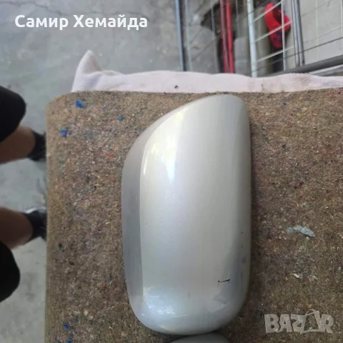 капак за огледало за Тойота Йарис 2004 и нагоре, снимка 2 - Части - 55529990