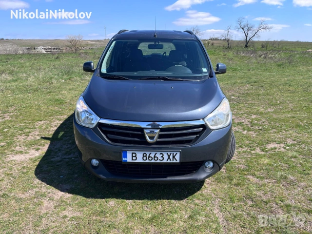 Dacia Lodgy 1.5 DCI, снимка 4 - Автомобили и джипове - 54123689