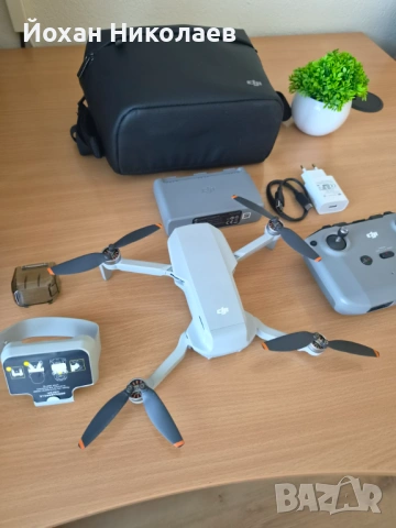 Отличен дрон DJI Mini 2 Fly More Combo - пълен комплект, снимка 5 - Дронове и аксесоари - 54293902