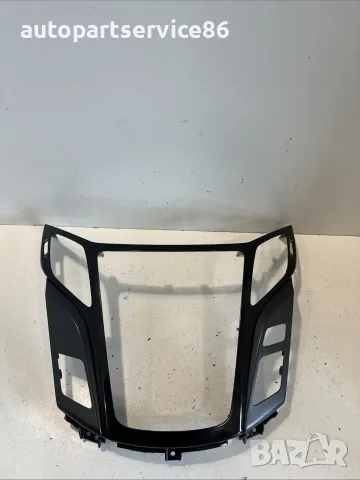 Централна конзола за Hyundai i40 1.7 CRDi (2018) U09C973810A