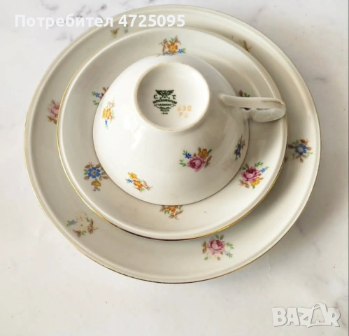 Порцеланов троен сет, снимка 3 - Чаши - 54103262