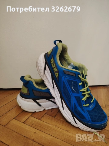 Hoka clifton оригинални размер 44.5 , снимка 2 - Маратонки - 55143831
