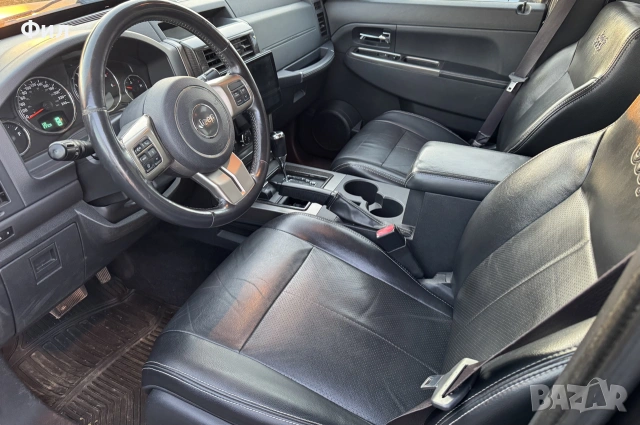 JEEP CHEROKEE LIMITED КОЖА РЕГИСТРАЦИЯ ВСИЧКО ПЛАТЕНО, снимка 8 - Автомобили и джипове - 55270353