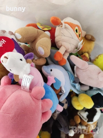 дребни играчки до. 20 см на едро