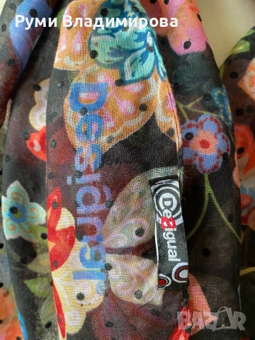 Шал на цветя Desigual, снимка 8 - Шалове - 53777604