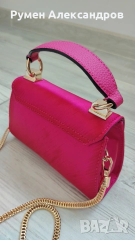 Нова дамска оригинална розова чанта Guess Velina Mini Bag, снимка 17 - Чанти - 55179812