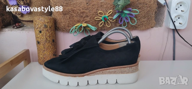 Обувки Laura Bellariva 38 н. Естествен велур 