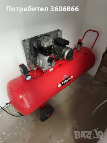 Въздушен компресор 300L – 3HP / 2.2kW, снимка 3 - Компресори - 54562913