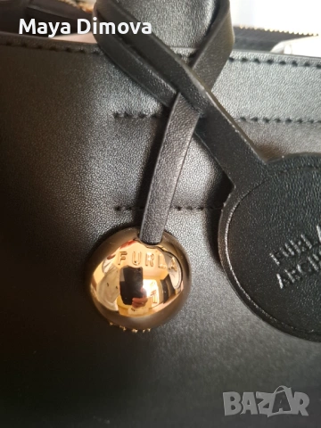 Furla Чанта 'Tote' Divide Nero M, снимка 8 - Чанти - 54721089