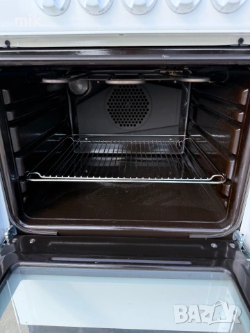 Печка с керамичен плот Bosch 50см широка, снимка 5 - Печки, фурни - 55091116