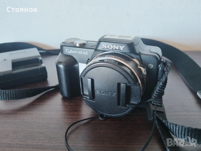 SONY Cyber-Shot DSC-H3 8.1 MP 10x Optical Zoom Japan , снимка 4 - Фотоапарати - 54979402