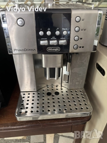 кафеавтомат Delonghi primadona