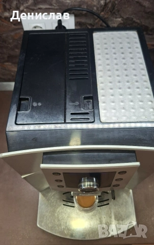 Кафеавтомат / Кафемашина Delonghi Perfecta , снимка 3 - Кафемашини - 54672086