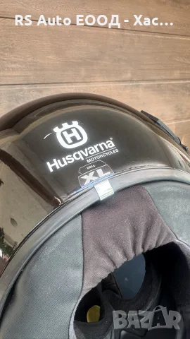 каска и ръкавици Husqvarna Svartpilen, снимка 4 - Спортна екипировка - 55683689