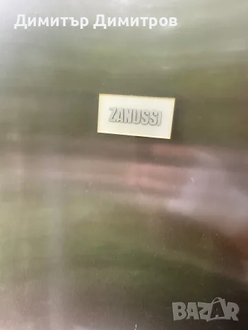 Хладилник с фризер Zanussi, снимка 3 - Хладилници - 55374527