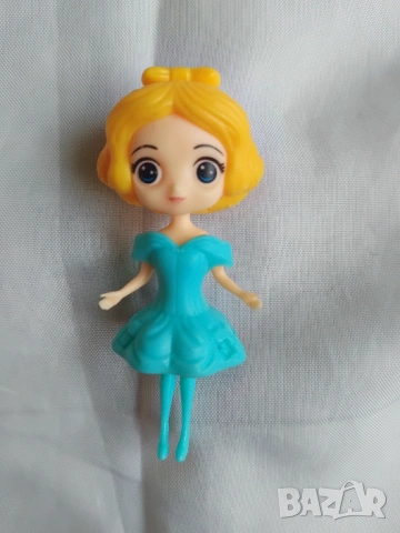 Малка Кукла