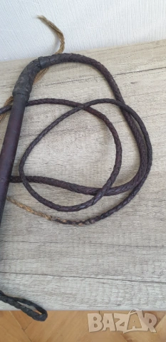 Камшик от черна телешка кожа стил Индиана Джоунс, снимка 8 - Антикварни и старинни предмети - 54238242