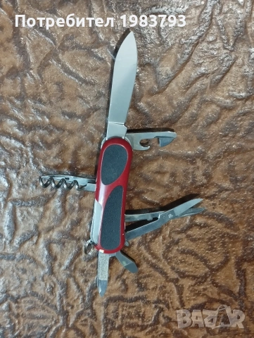 Красив модел Victorinox Evo Grip.Чисто нов!, снимка 2 - Ножове - 54682202