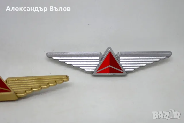 Значки Делта Авиокомпания 3 броя Комплект Авиация Джуниър пилот, снимка 5 - Колекции - 55544007